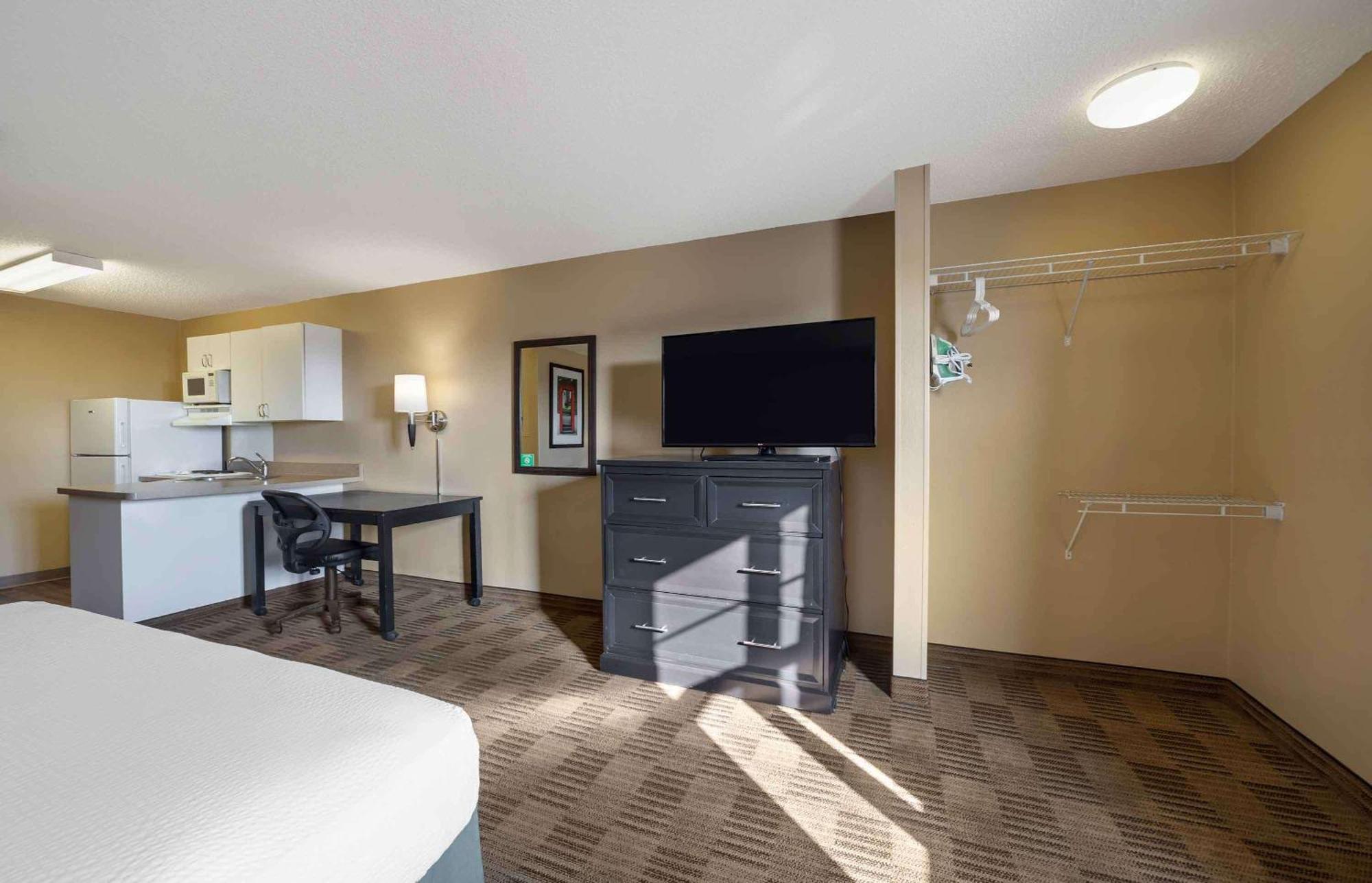 Extended Stay America Suites - Oklahoma City - Airport Exterior foto
